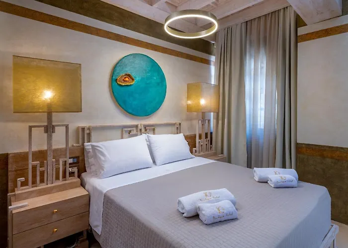 10gr Boutique & Wine Bar Rhodes City