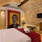 10gr Boutique & Wine Bar מלון 5*