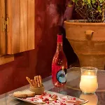 מלון 10gr Boutique & Wine Bar 5*