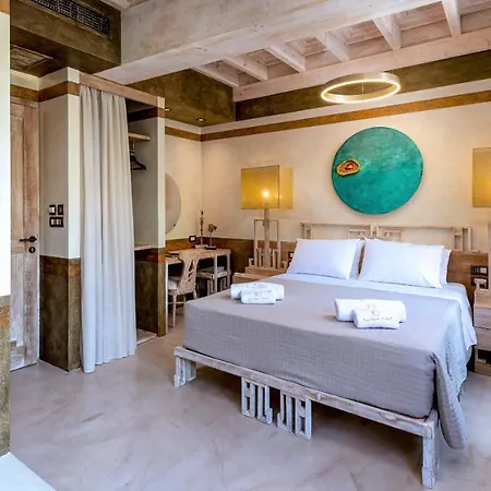 Готель 10gr Boutique & Wine Bar 5*
