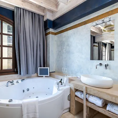 10gr Boutique Hotel&wine Bar Hotel 5*