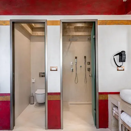 10gr Boutique & Wine Bar Hotel