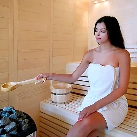 10gr Boutique & Wine Bar עיר רודוס