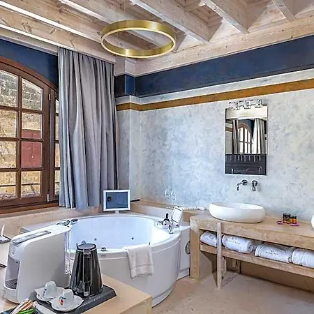 10gr Boutique & Wine Bar Hotel 5*