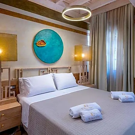 Hotel 10gr Boutique & Wine Bar 5*