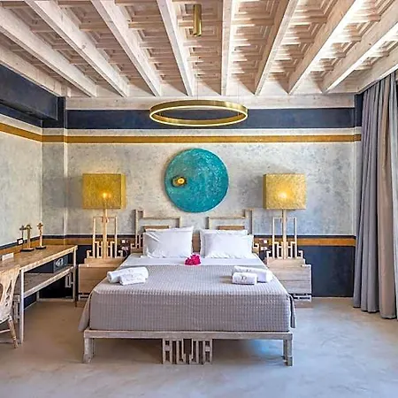 10gr Boutique & Wine Bar 5*