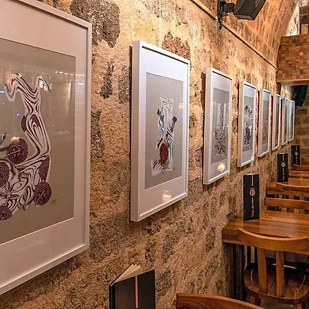 10gr Boutique & Wine Bar 5*