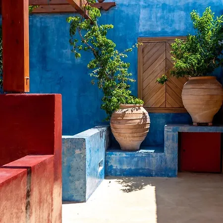 10gr Boutique & Wine Bar 5* Rhodes City