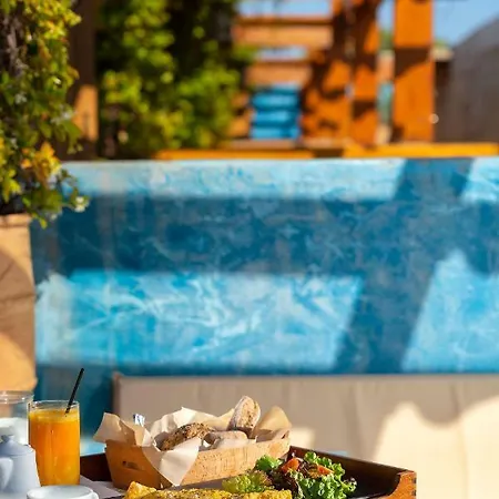 10gr Boutique & Wine Bar 5*