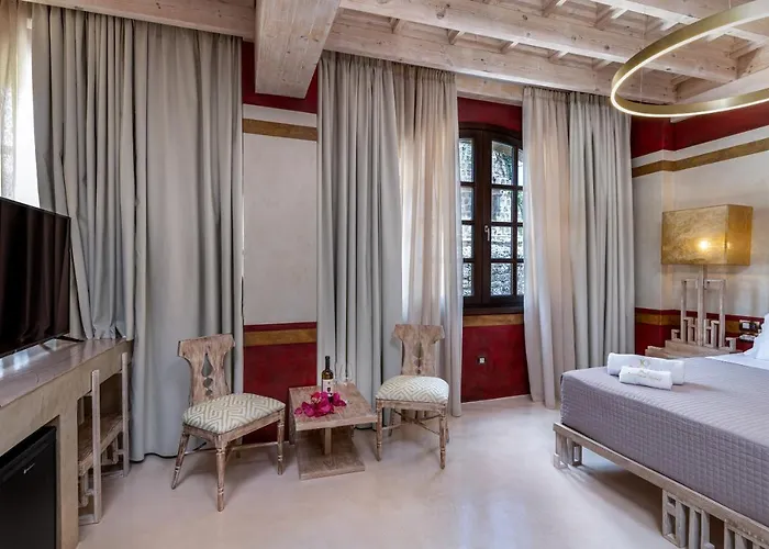 10gr Boutique & Wine Bar 5* Rhodes City