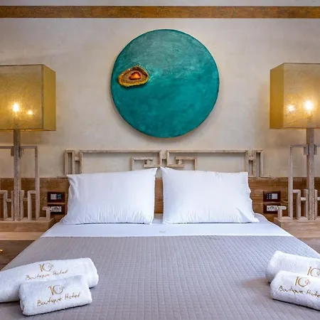 10gr Boutique & Wine Bar فندق