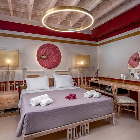 10gr Boutique & Wine Bar 5*