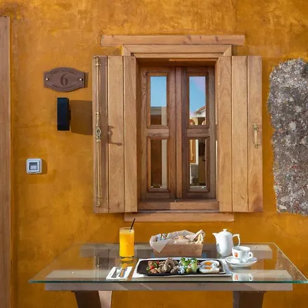 10gr Boutique & Wine Bar Hotel