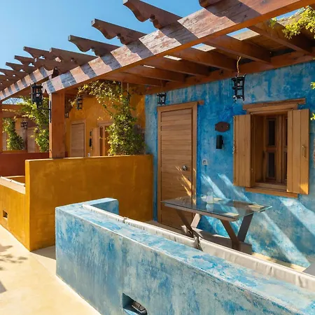 10gr Boutique & Wine Bar